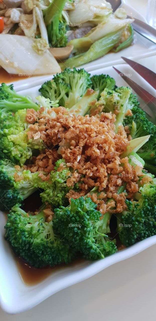 Broccoli with Garlic. Vegetarian mode.