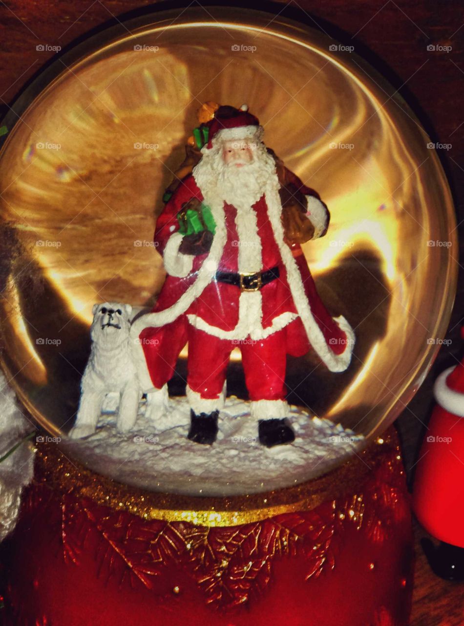 Santa snow globe