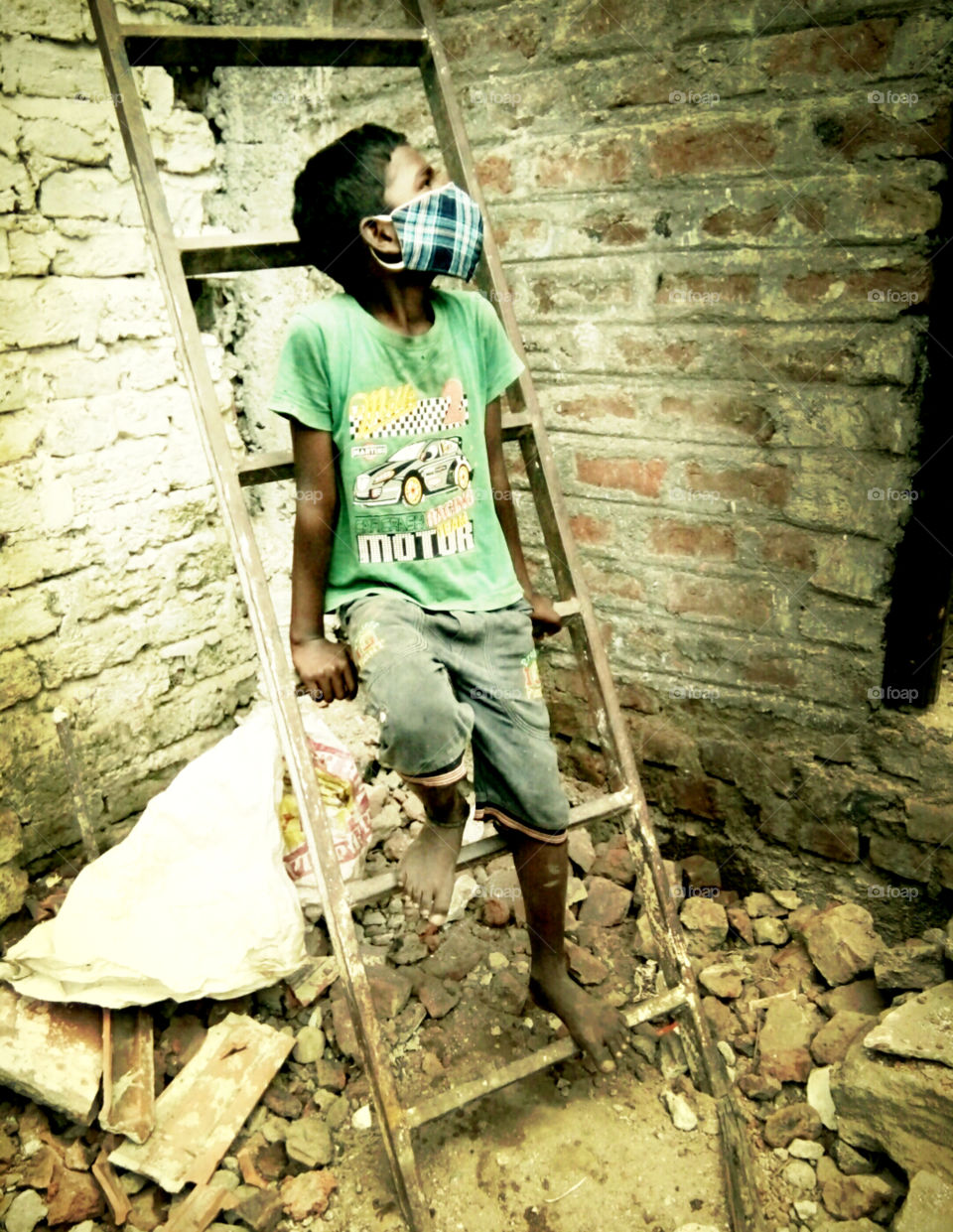 1 Photographs of masks,1 photos of a man with masks,1 two eyes,giving photos of masks,1 photos are necessary for your protection,1 masks are necessary for your protection,1 life is a photo,1 different photos of masks, 1 funny message photos of masks