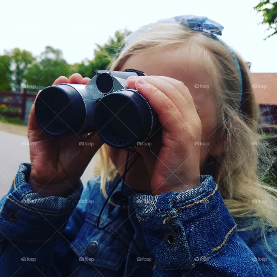 binoculars