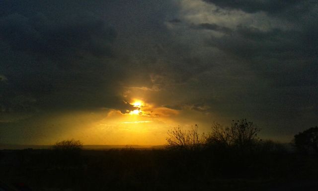 Sun rays  shining through the sun,sun,nature,reflection,landscape,summer,colorful,spring,sunlight,sunshine,shining,sunrise,dawn,countryside, sunset