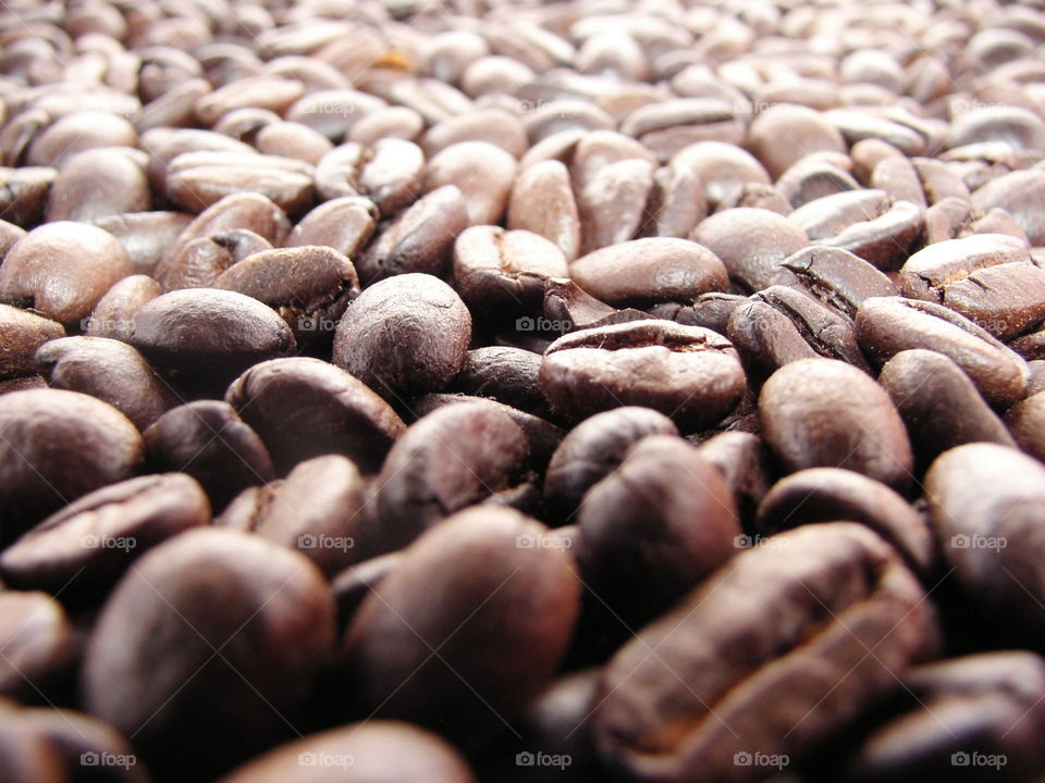 Roasted coffee beans