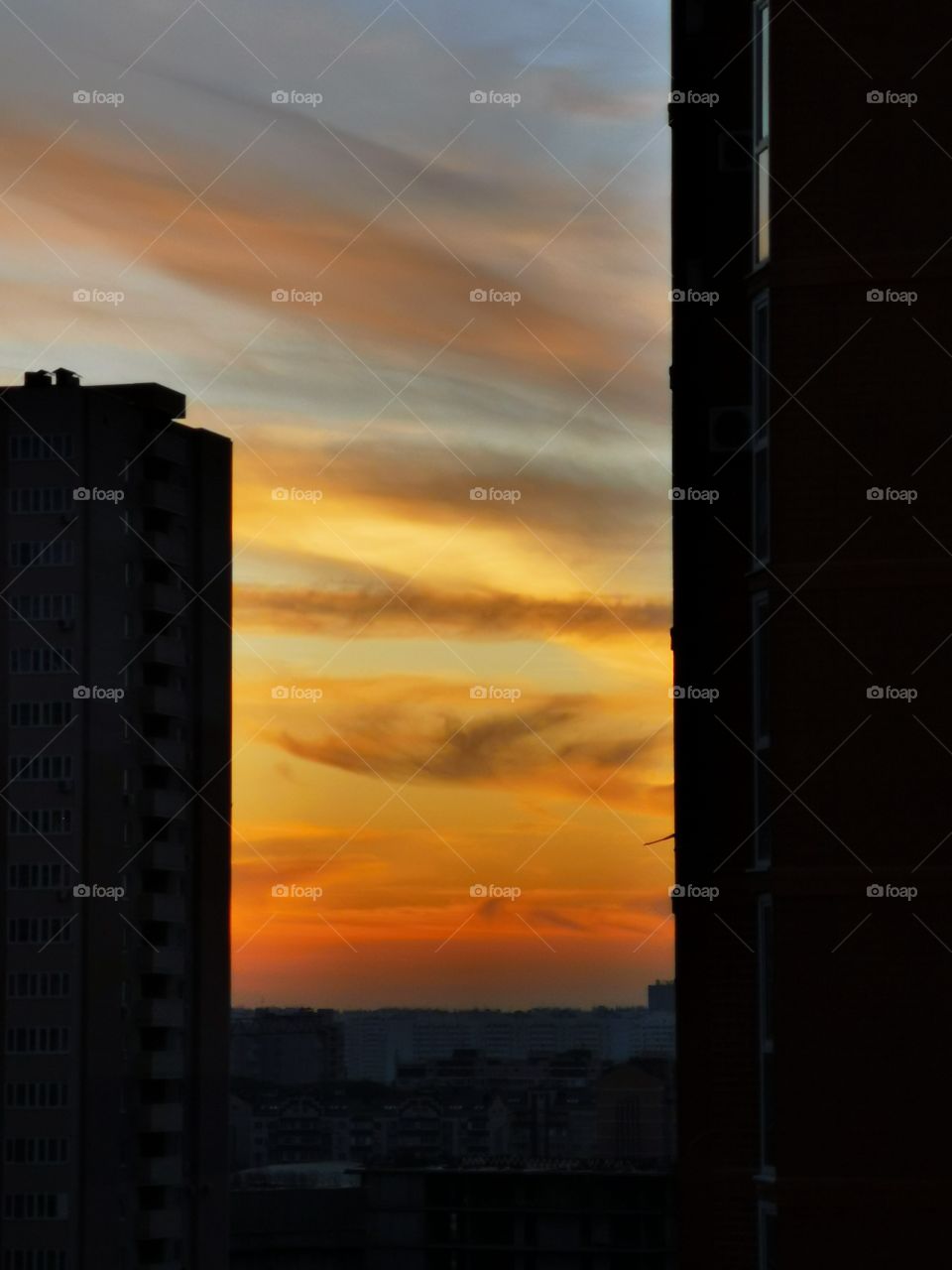 The sun says goodbye every day. And every day it's beautifully different.