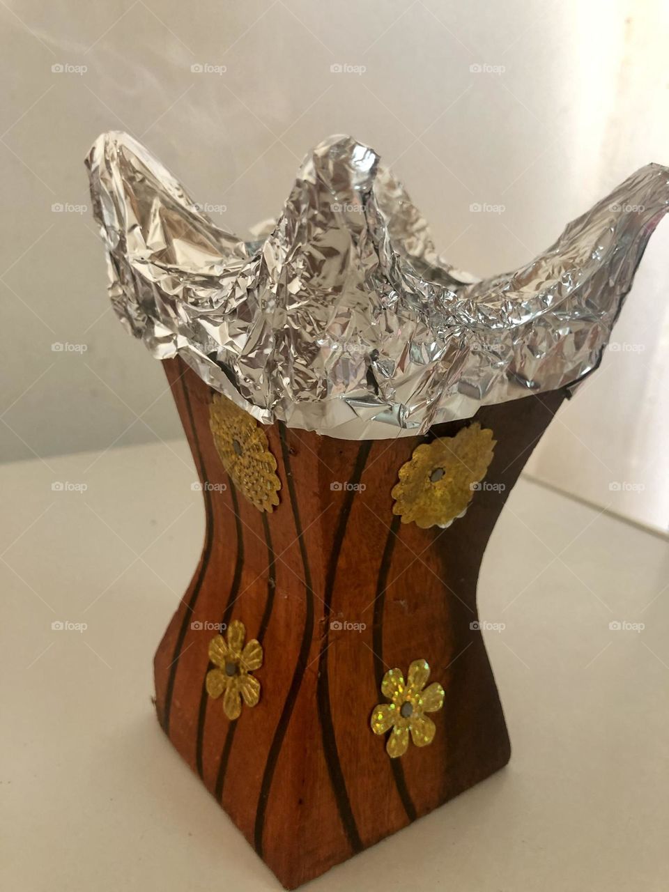 Wood, incense burner made of wood