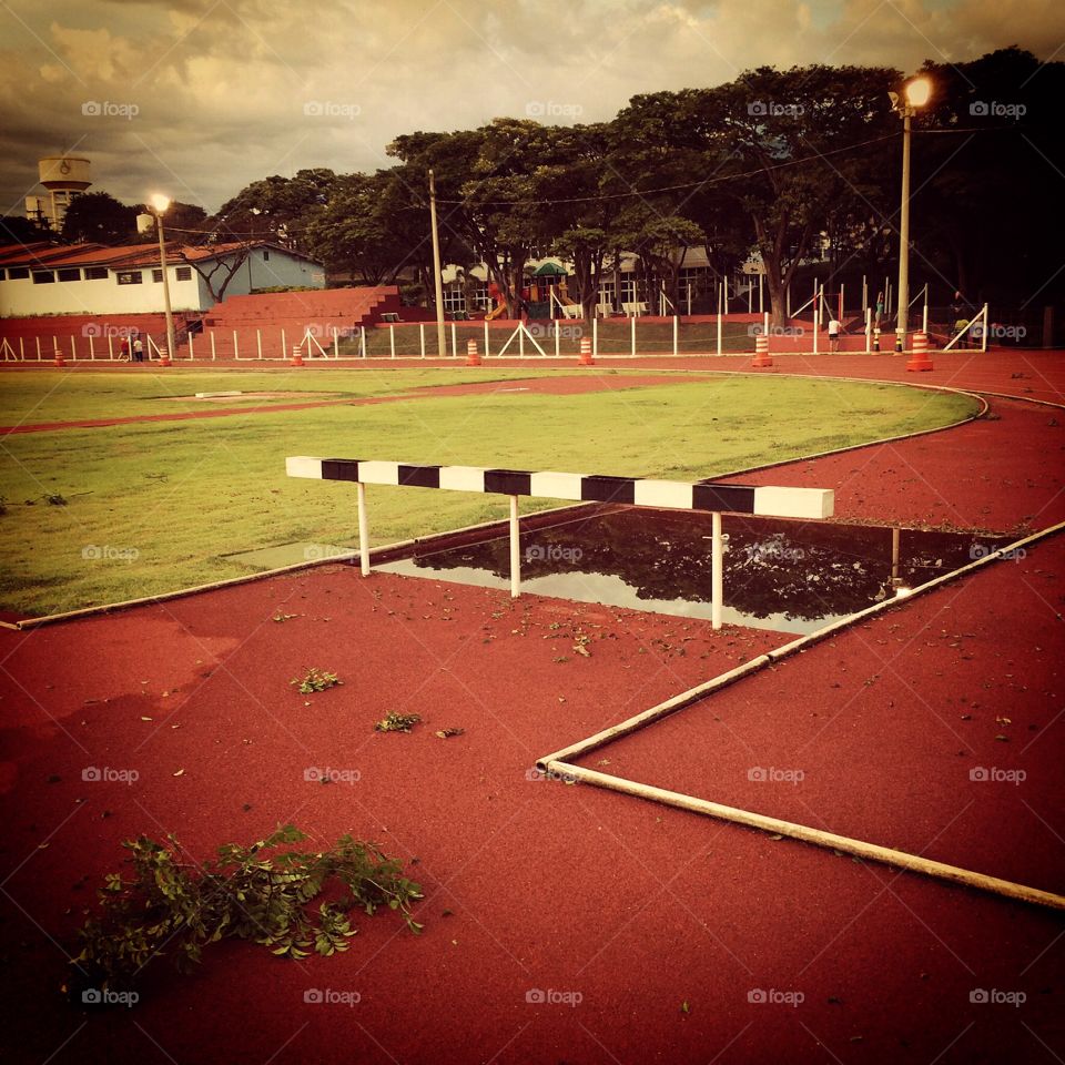 Pista de Atletismo - para quem tem ânimo e muita fé!