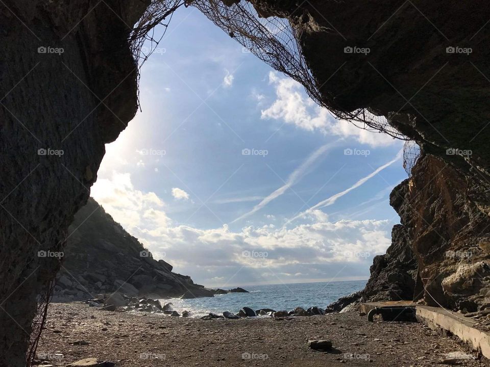 Hidden spot in a fishing village (Italy)