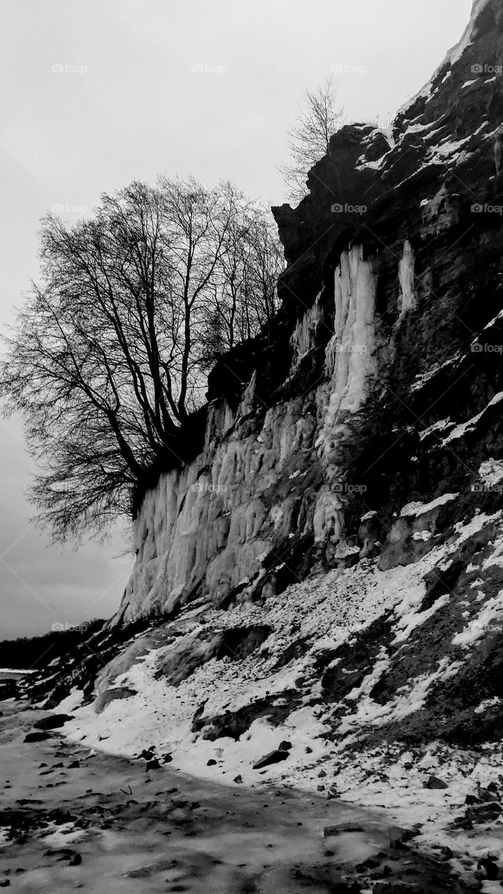 Winter landscape🤍🖤 Cliff break🤍🖤 Ice and  Frozen🤍