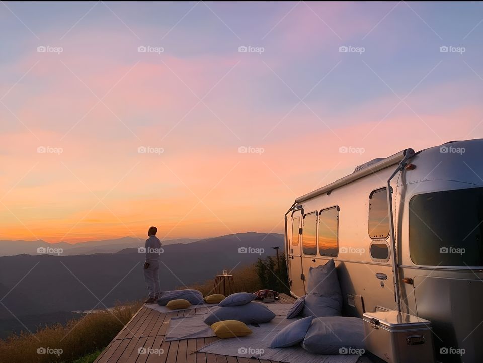 stand alone see the view