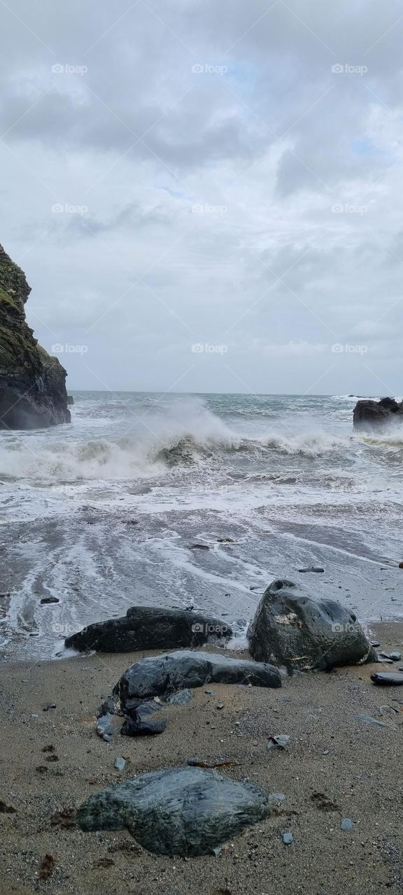 chilly waves on the cove