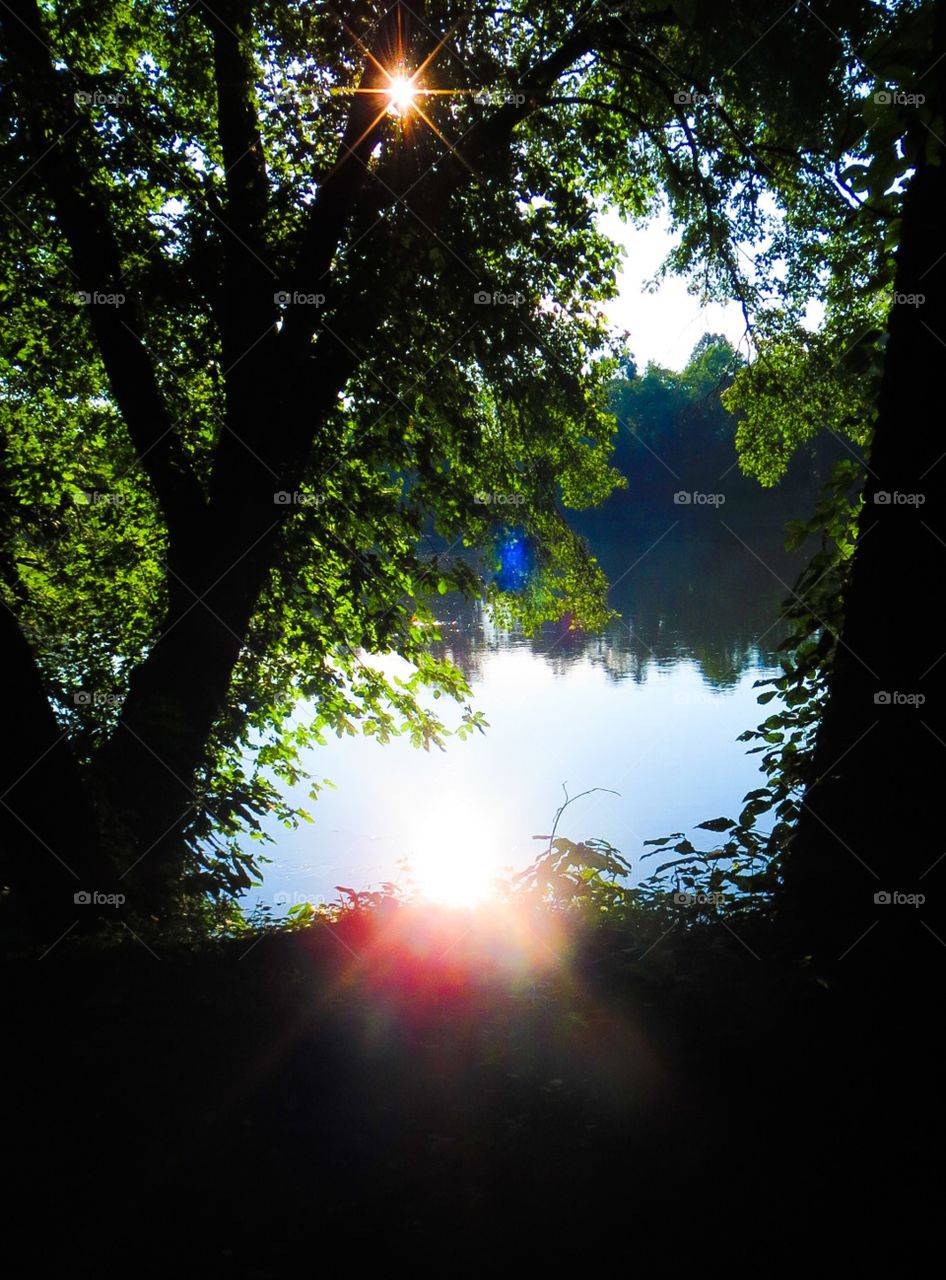 Starburst on the James. Starburst over the James River at Sunset