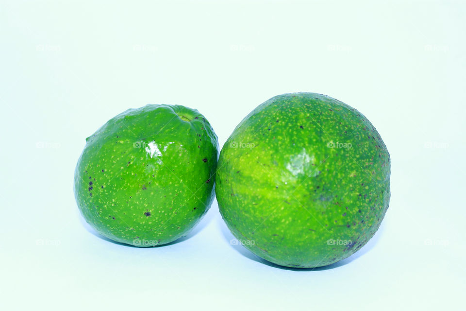 Avocado fresh picture and high quality, perfect for advertising.