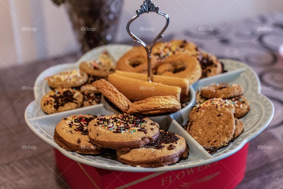 A plate of mix of cookies