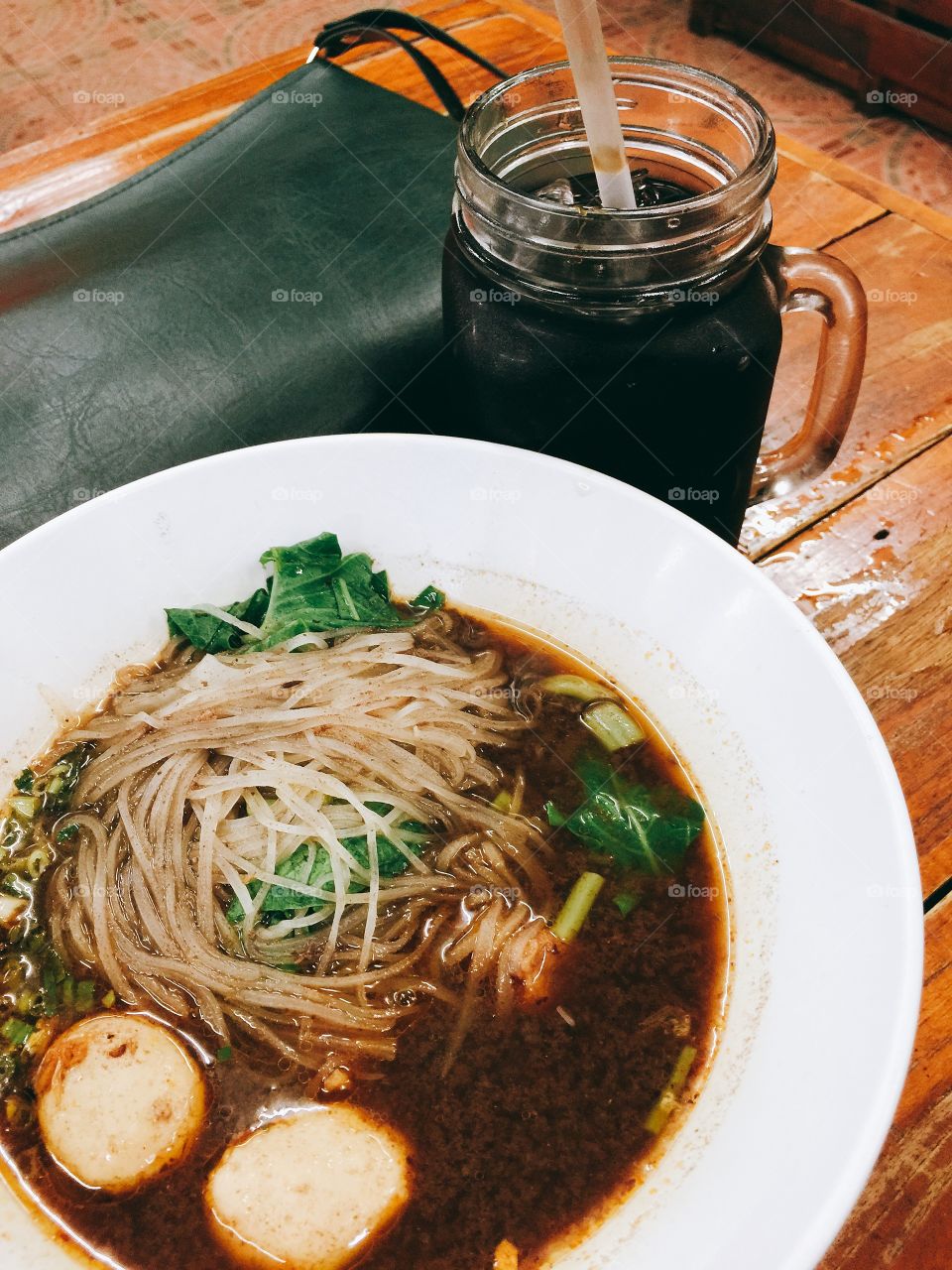 Noodles and ice black coffee 