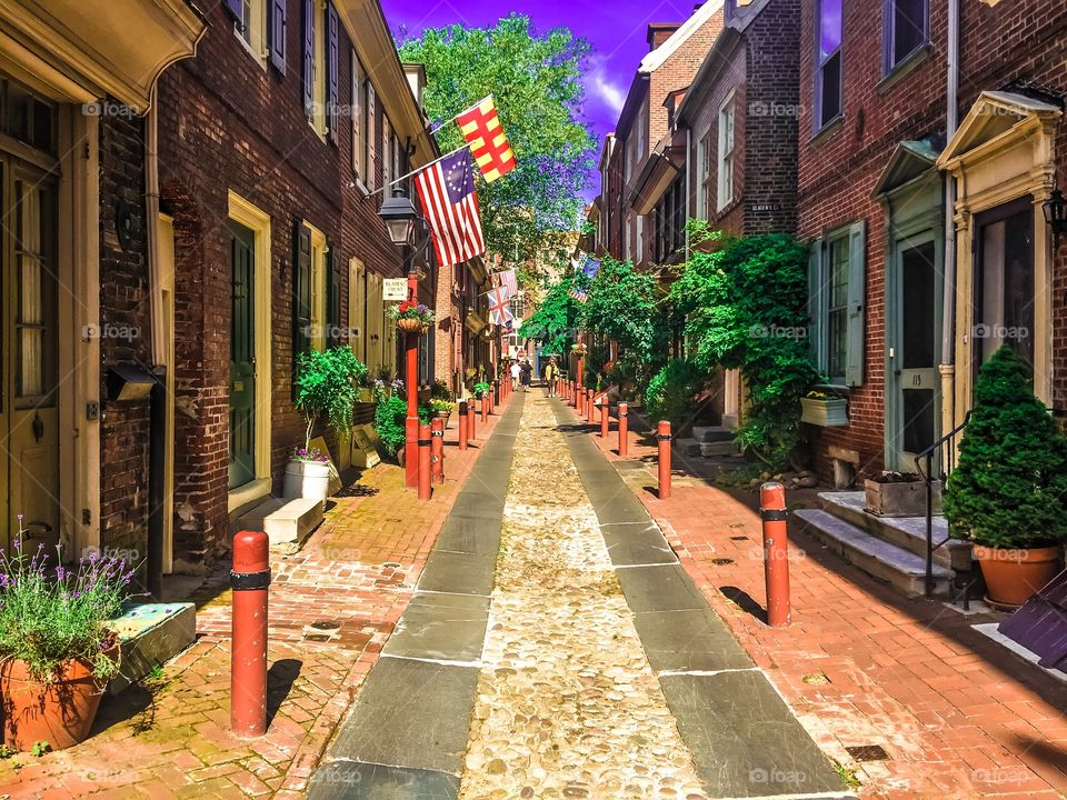 Elfreth’s Alley...oldest continual occupied street in the USA