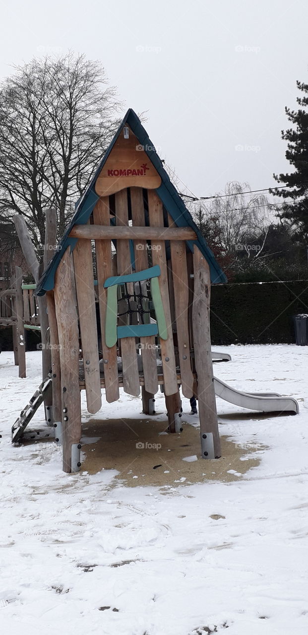 maison en bois  au parc Barbieux