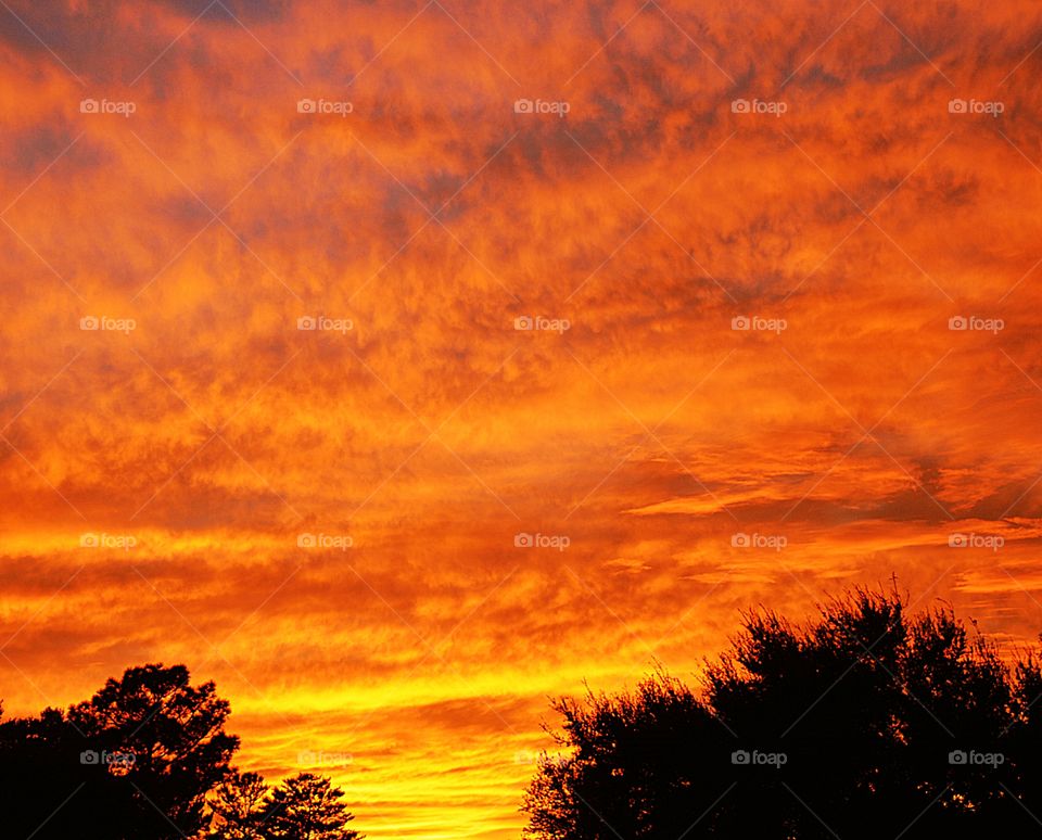 Pre-hurricane sunset - The last light 