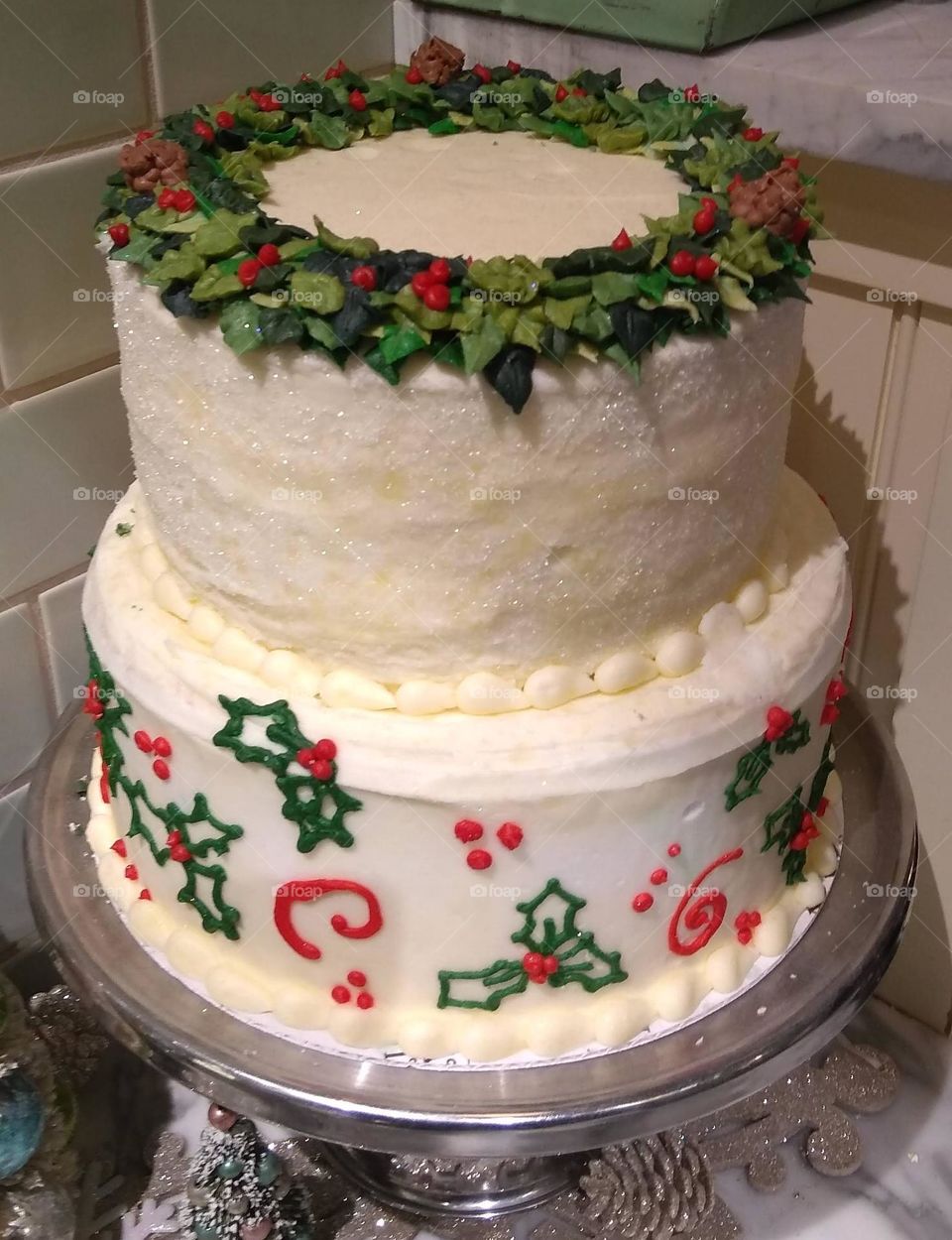 Holiday Spirit Christmas Cake