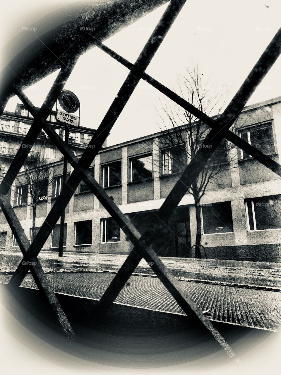 Black and white city 