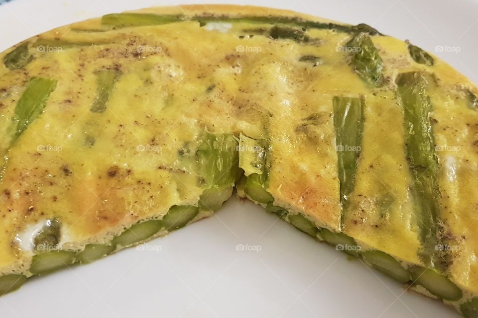 Asparagus Omelette