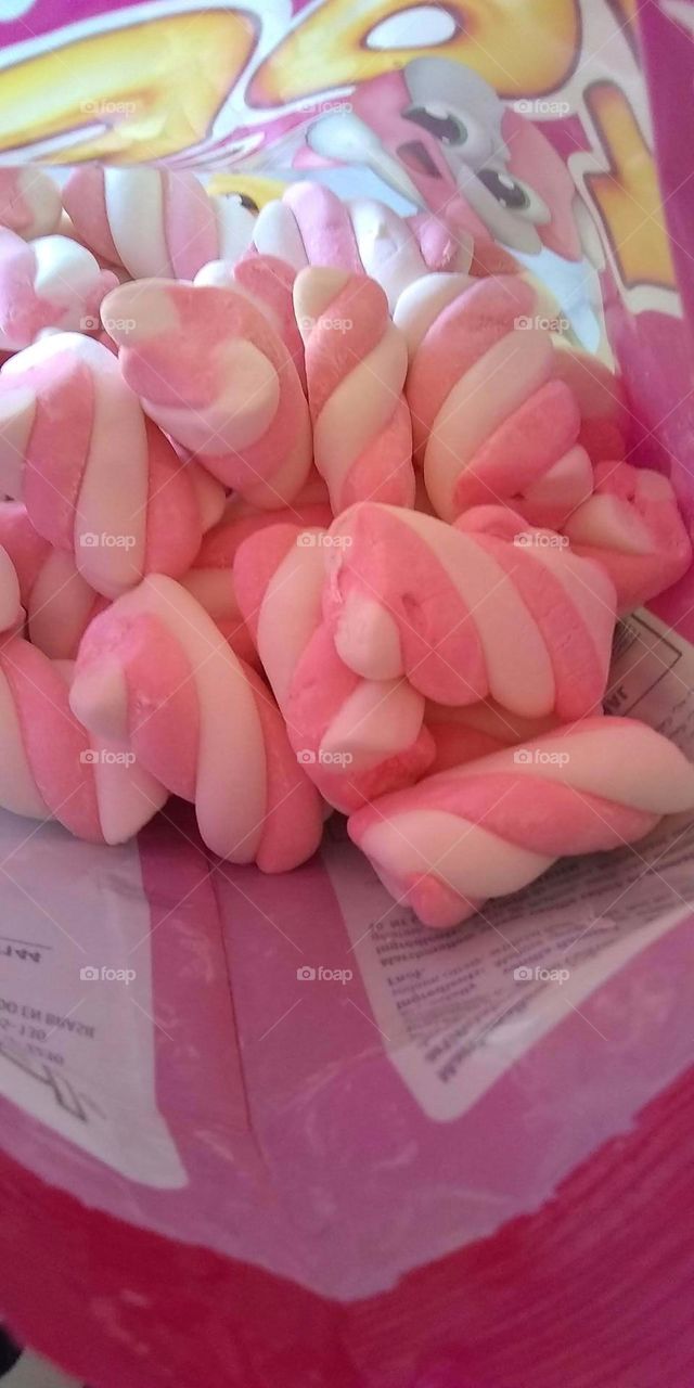 pink and white marshmallow