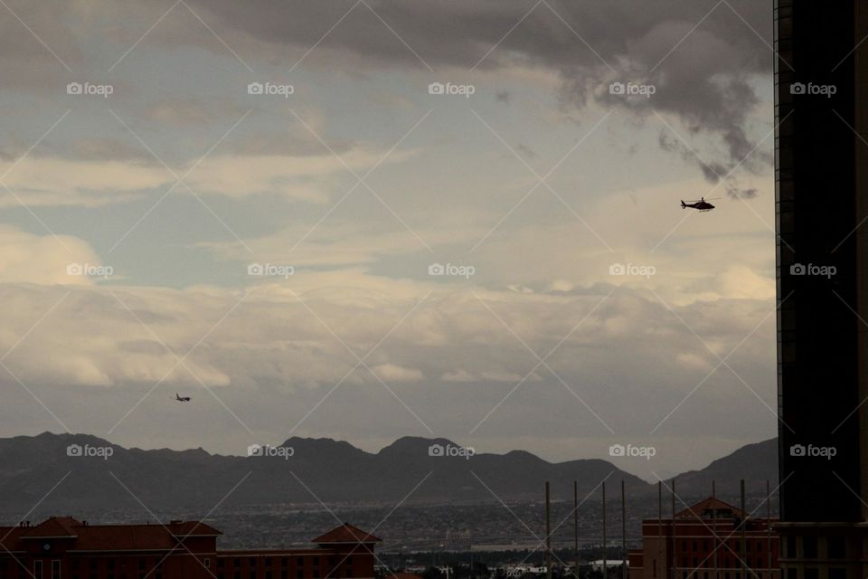 Plane and helicopter 