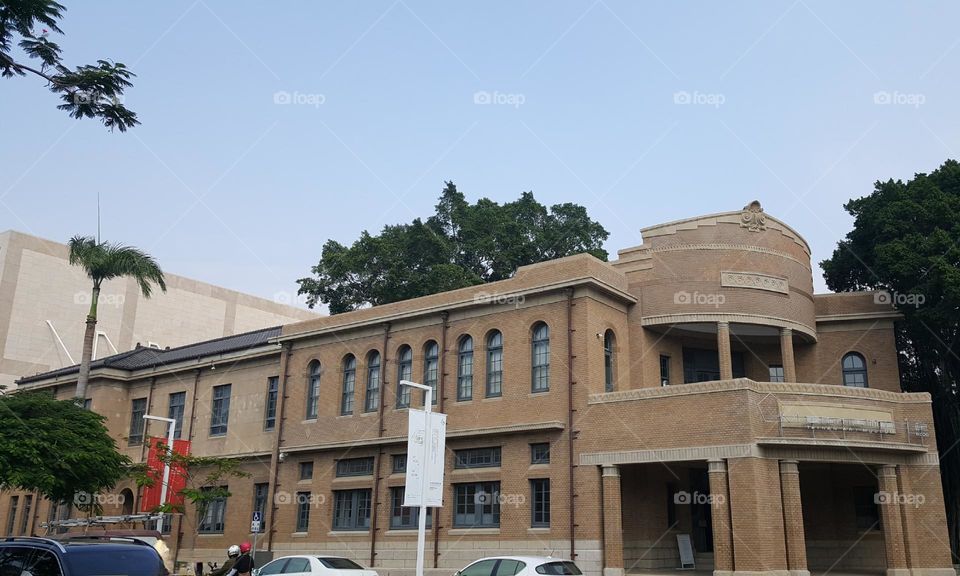 Renovation of Tainan Art Museum by Tainan City Police office. Tainan City Police office was completed in 1931.
Both eclecticism and ArtDeco style