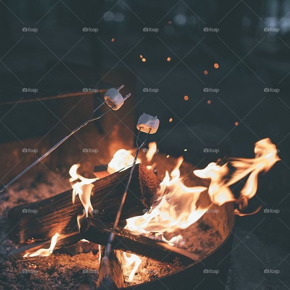 capture the most beautiful memories. #campfire