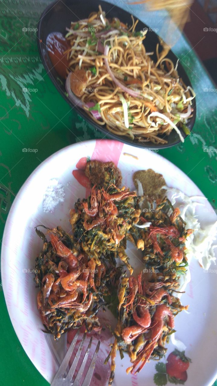 veg chawmin with ptawn fried (khaking bora)
