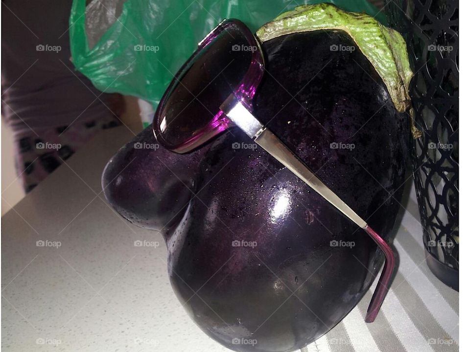 Swaggy aubergine