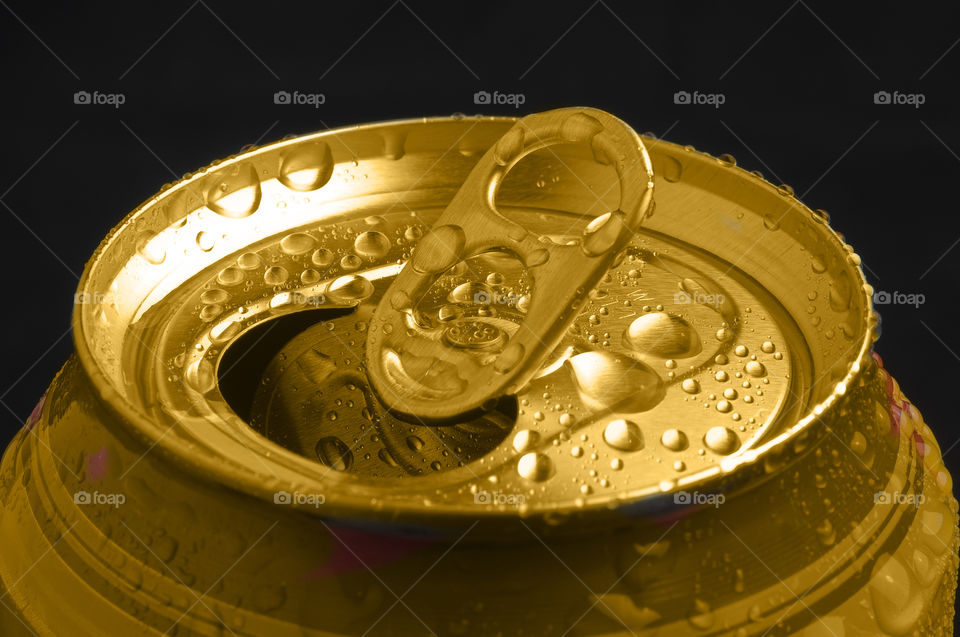 Beer with locking ring