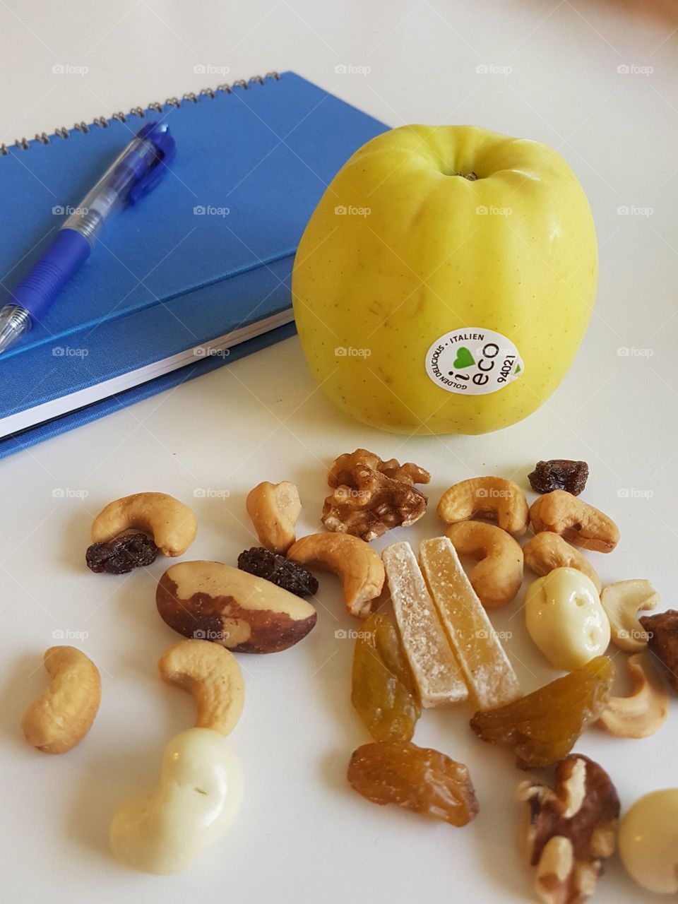 healthy nutritious school work snack