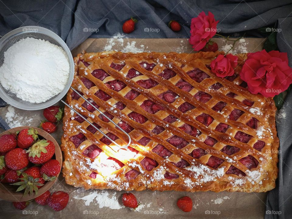 strawberry pie, strawberries, pastries, cookies.