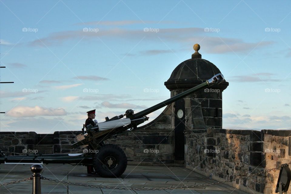 One O'Clock Gun - Edinburgh Castle, Scotland