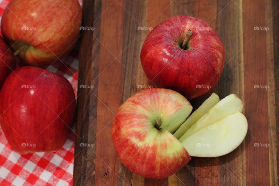 sliced apple