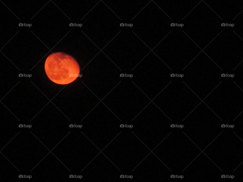 Red Moon blushing