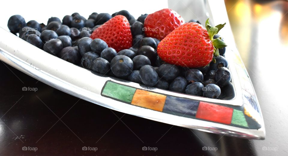 blueberries strawberries Bowl