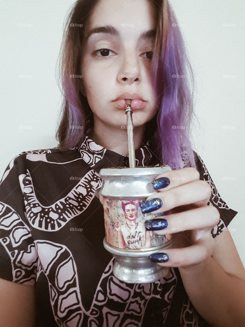 girl drinking mate