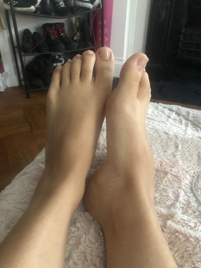 Feet snapchat What Does