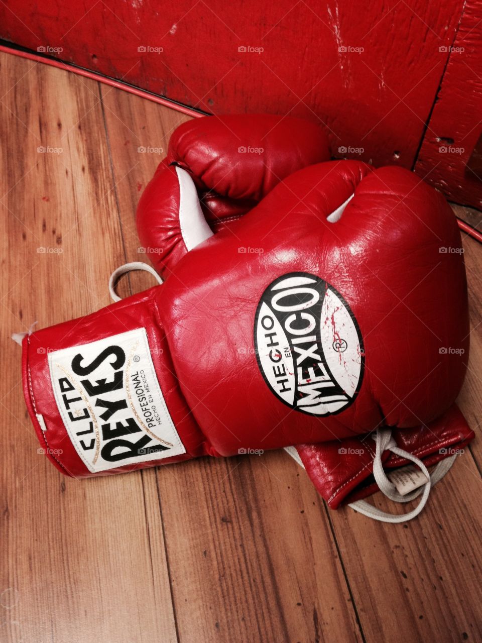 Red boxing gloves 