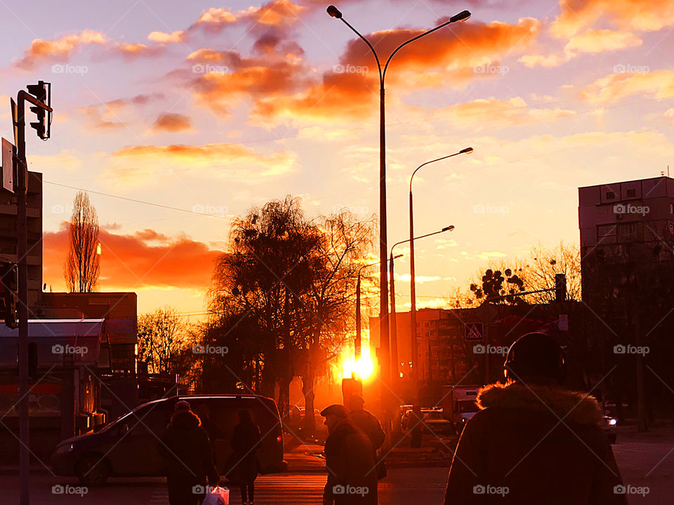 Cloudy sky and Sunset in the city 