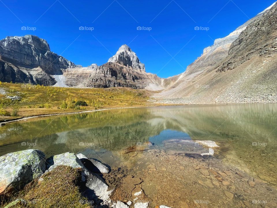 Mountain view in Larch Valley