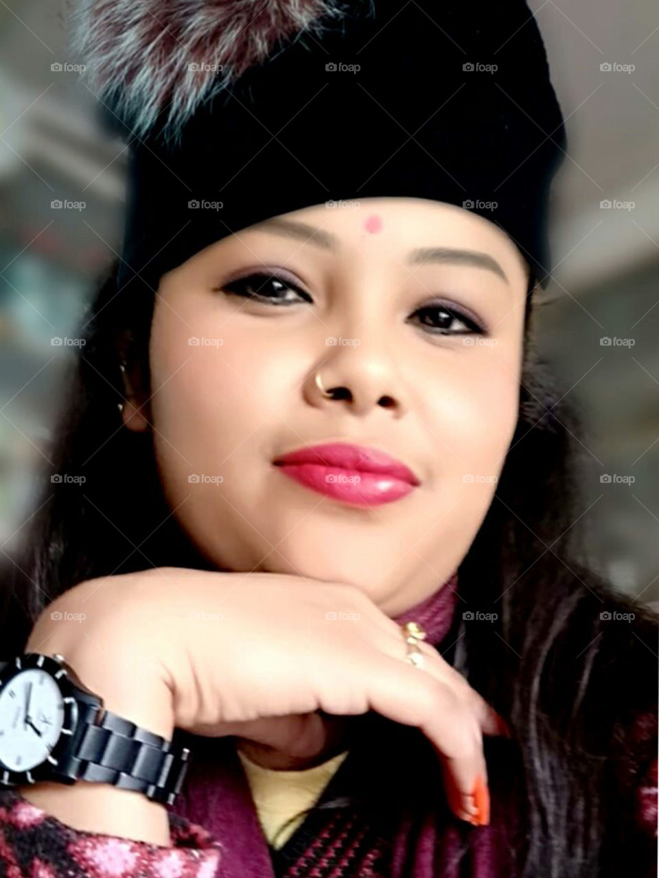 Selfi with red lips .