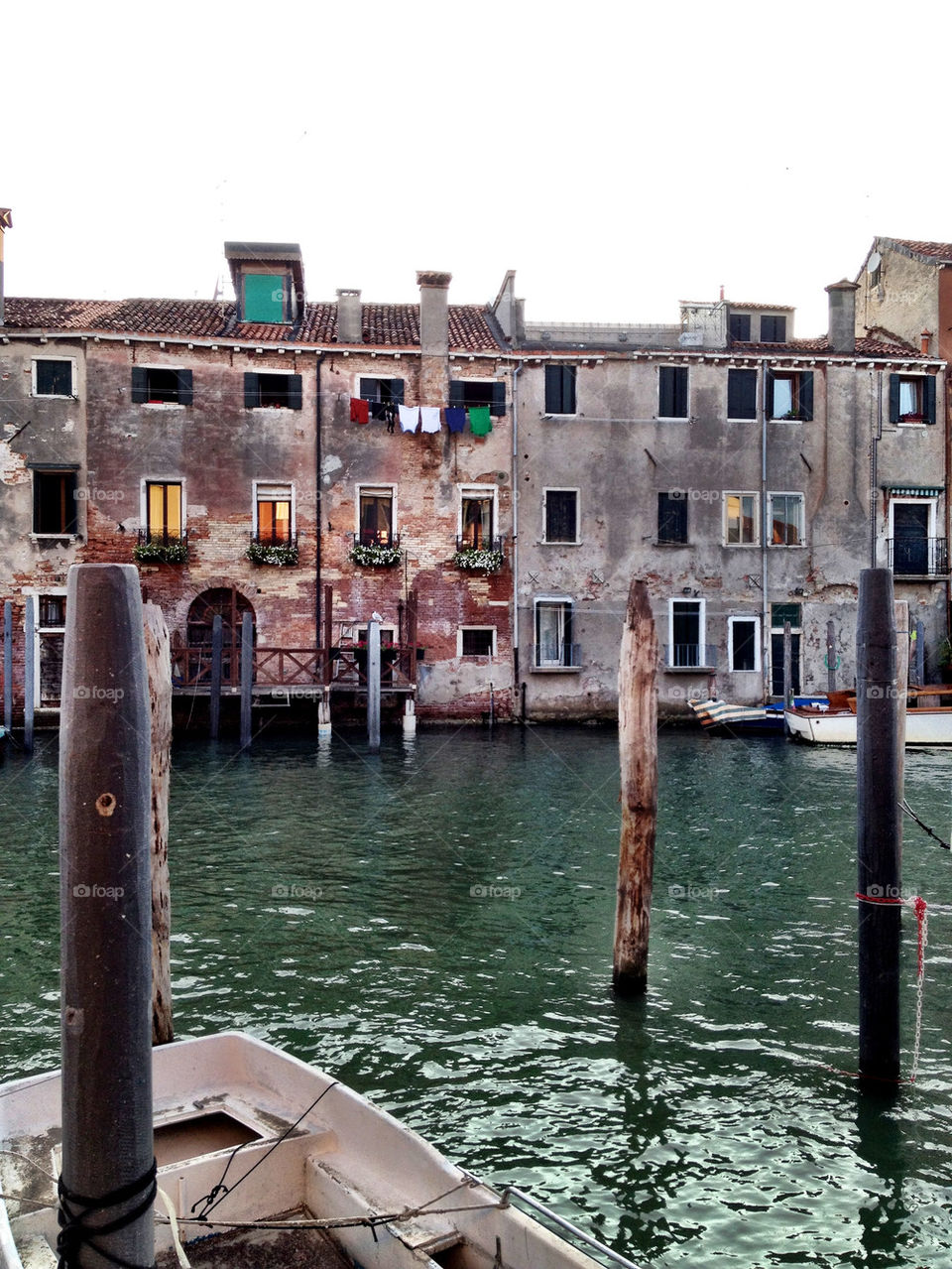 buildings venice washing waterway by dannytwotaps