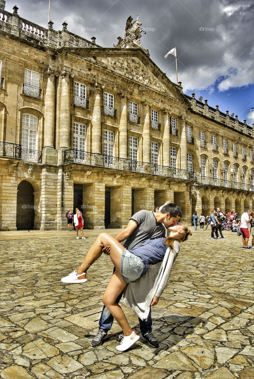 a kiss in Santiago