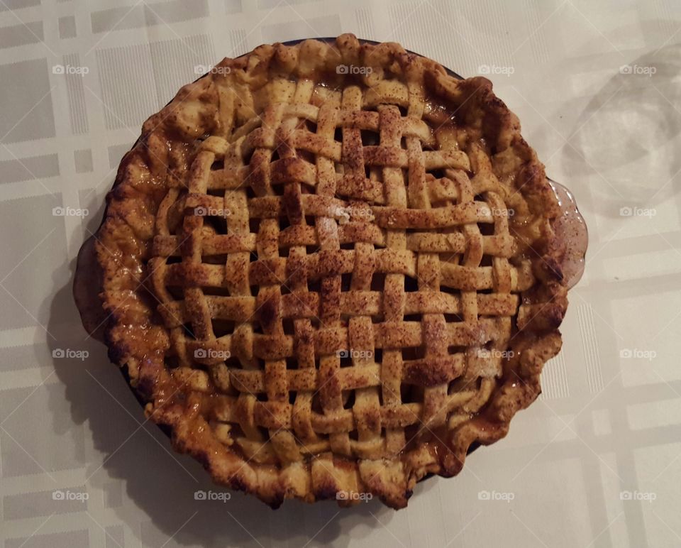 Apple lattice pie. lattice weave pie crust