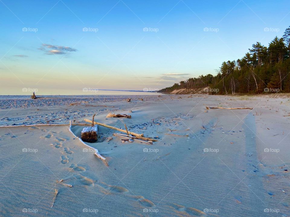 The Sandy shores of Lakes Superior in the Upper Peninsula of Michigan
