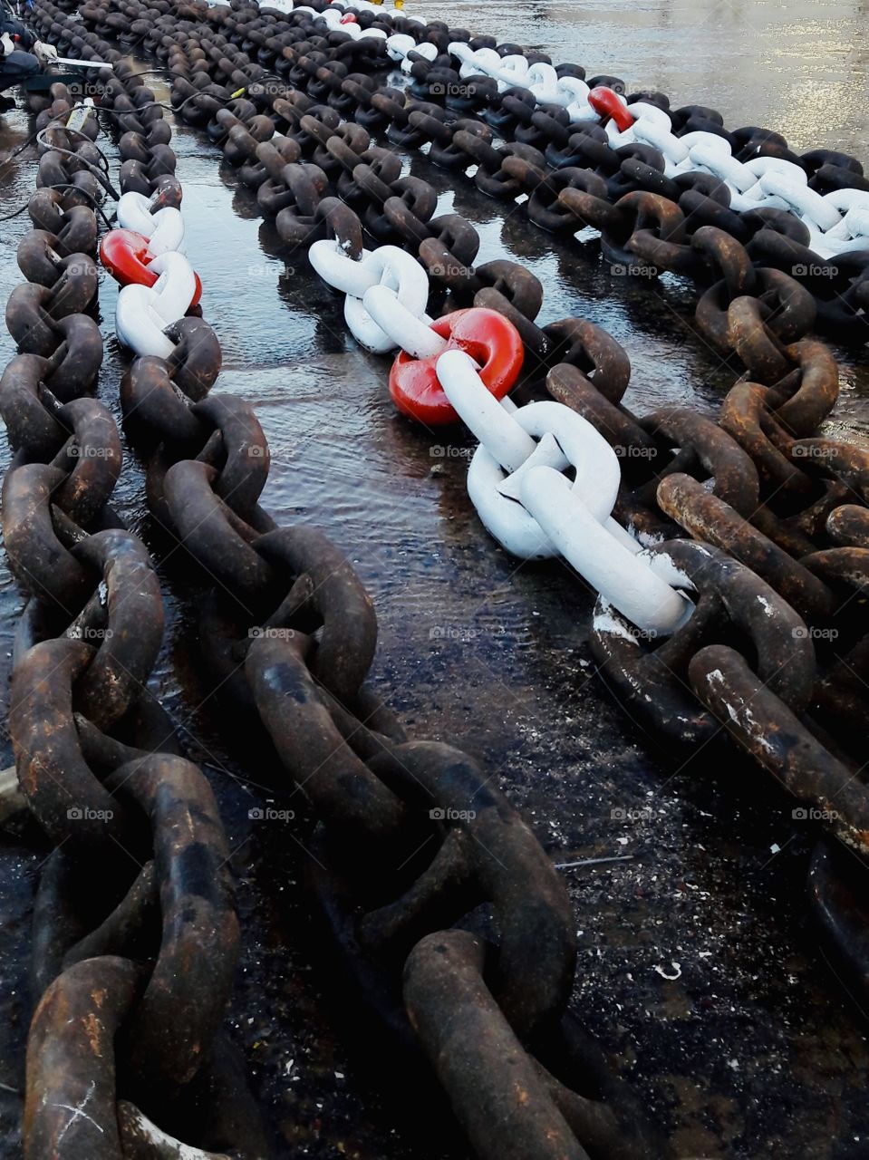 ship anchor chain