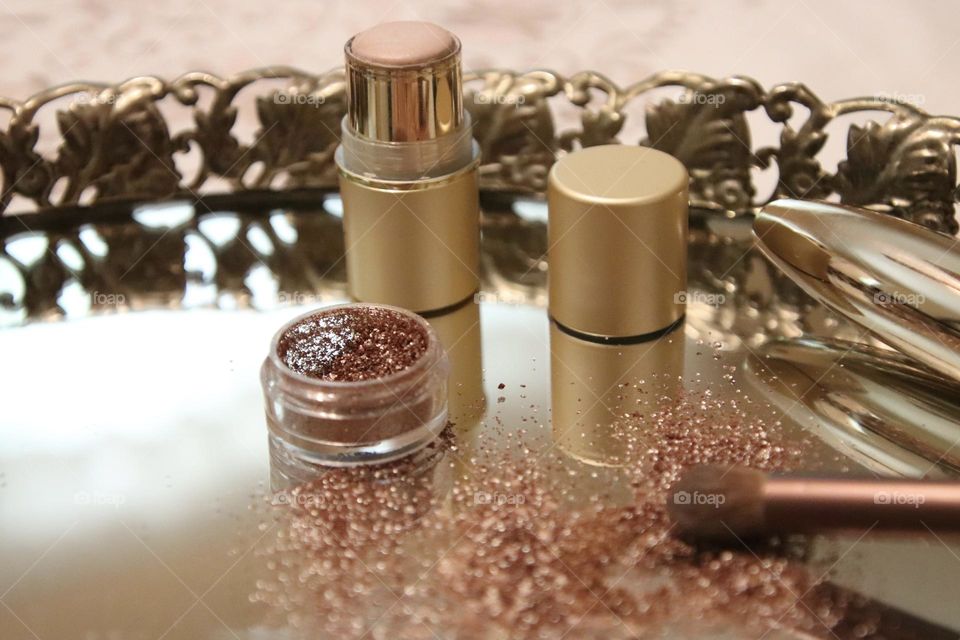 Gold Makeup flat lay