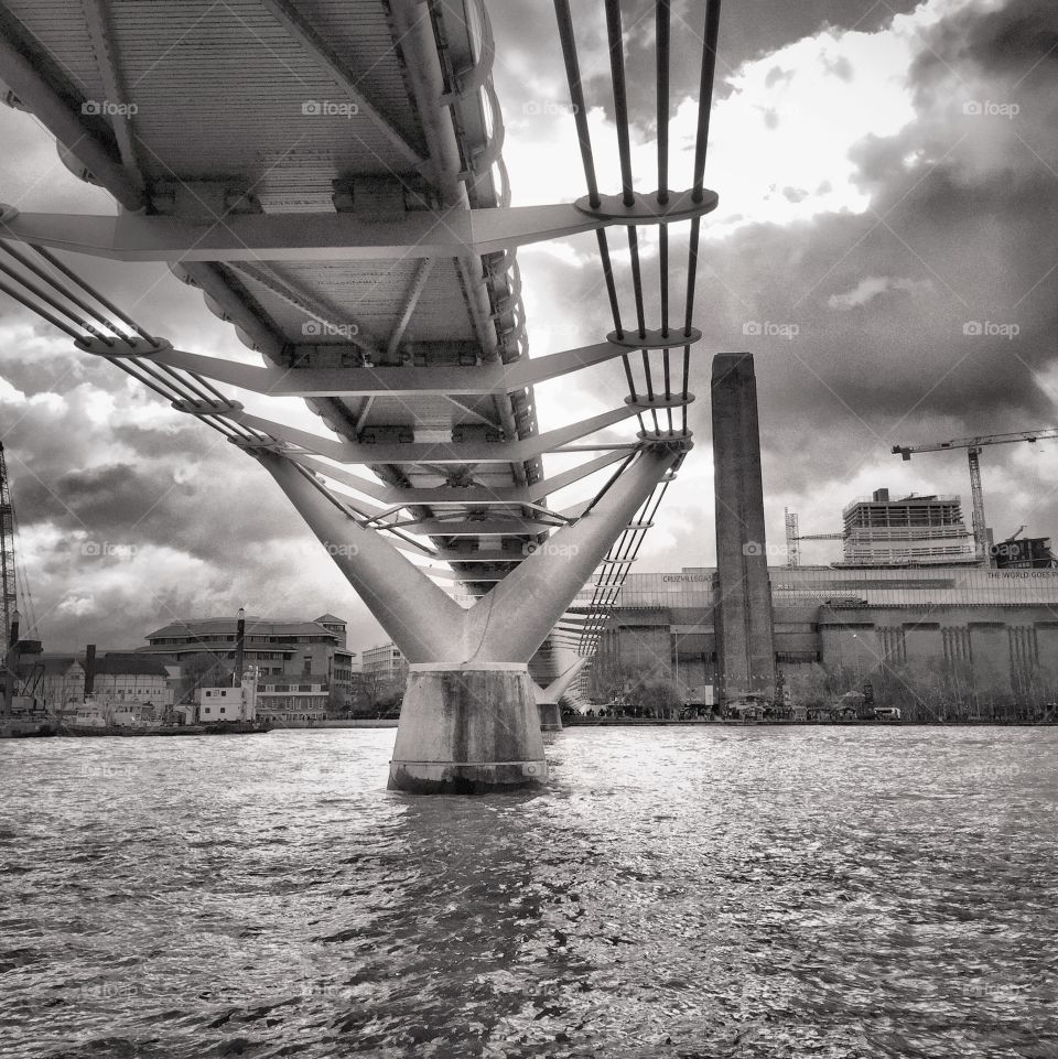 Under The Millenium Bridge