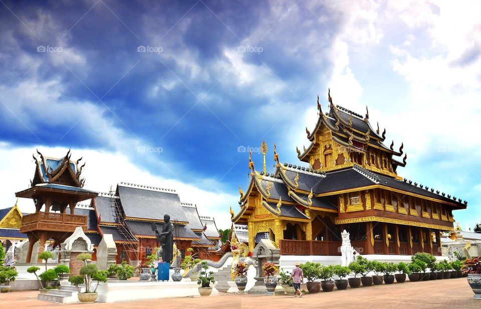 thai temple